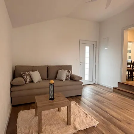 Casa vacanze House Roza *