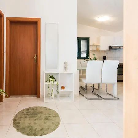 House Da24 *